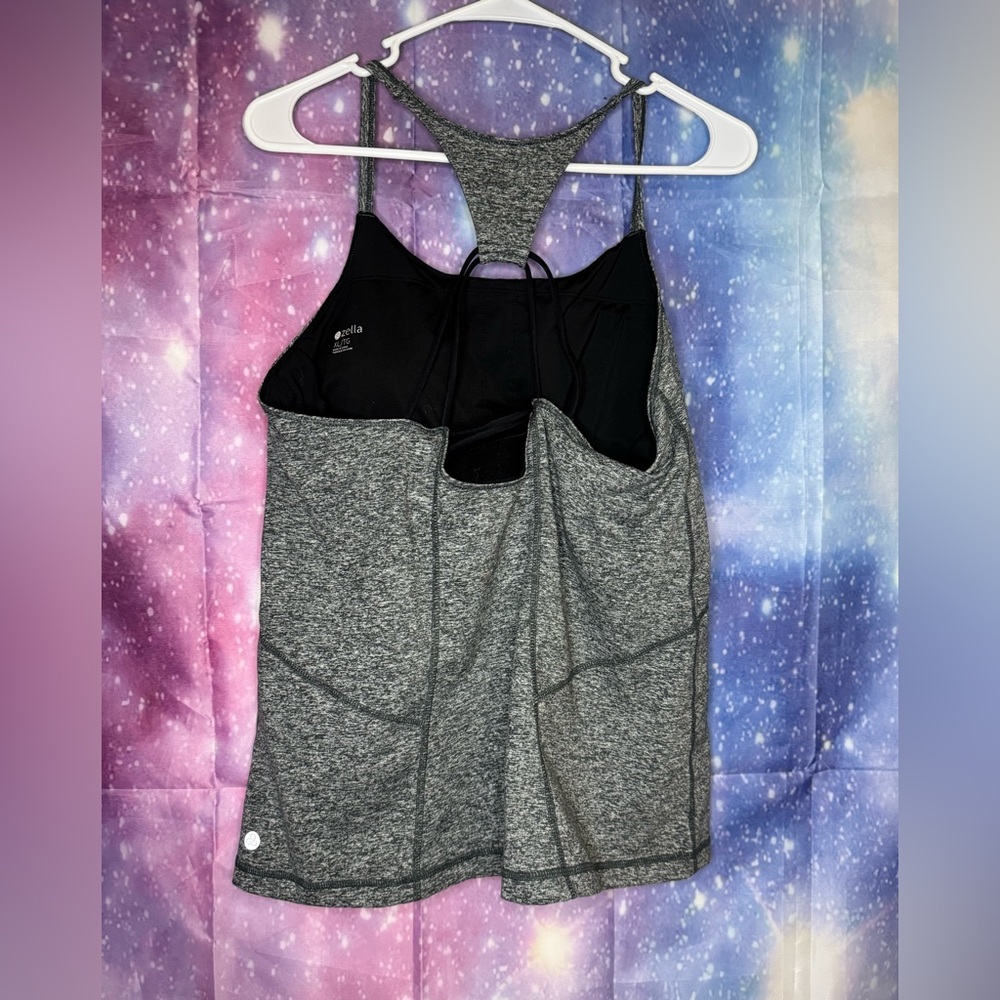Zella tank top 🛍 - Picture 3 of 3